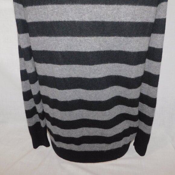 BAIA Womens L Black Gray Striped 100% Cashmere V Neck Sweater - Picture 10 of 11